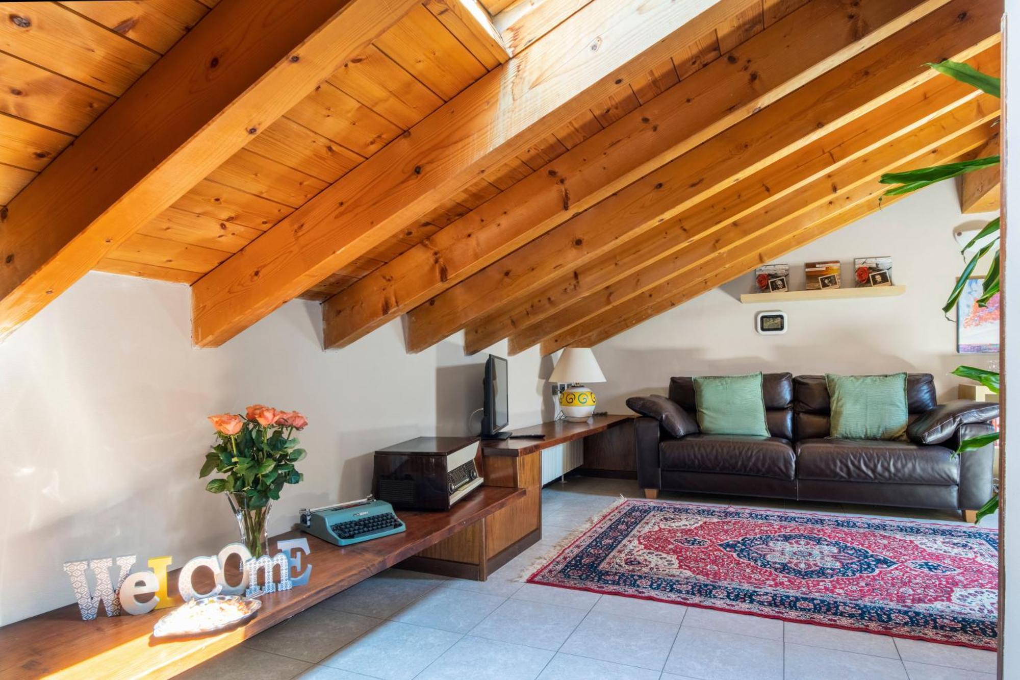 Apartamento Le Rose Venegono Superiore Exterior foto